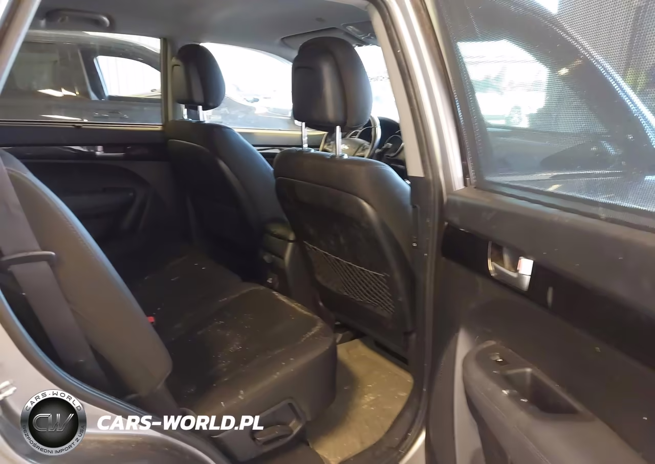 2015 Kia Sorento Lx V6 VIN:5XYKTDA73FG625725 - 8
