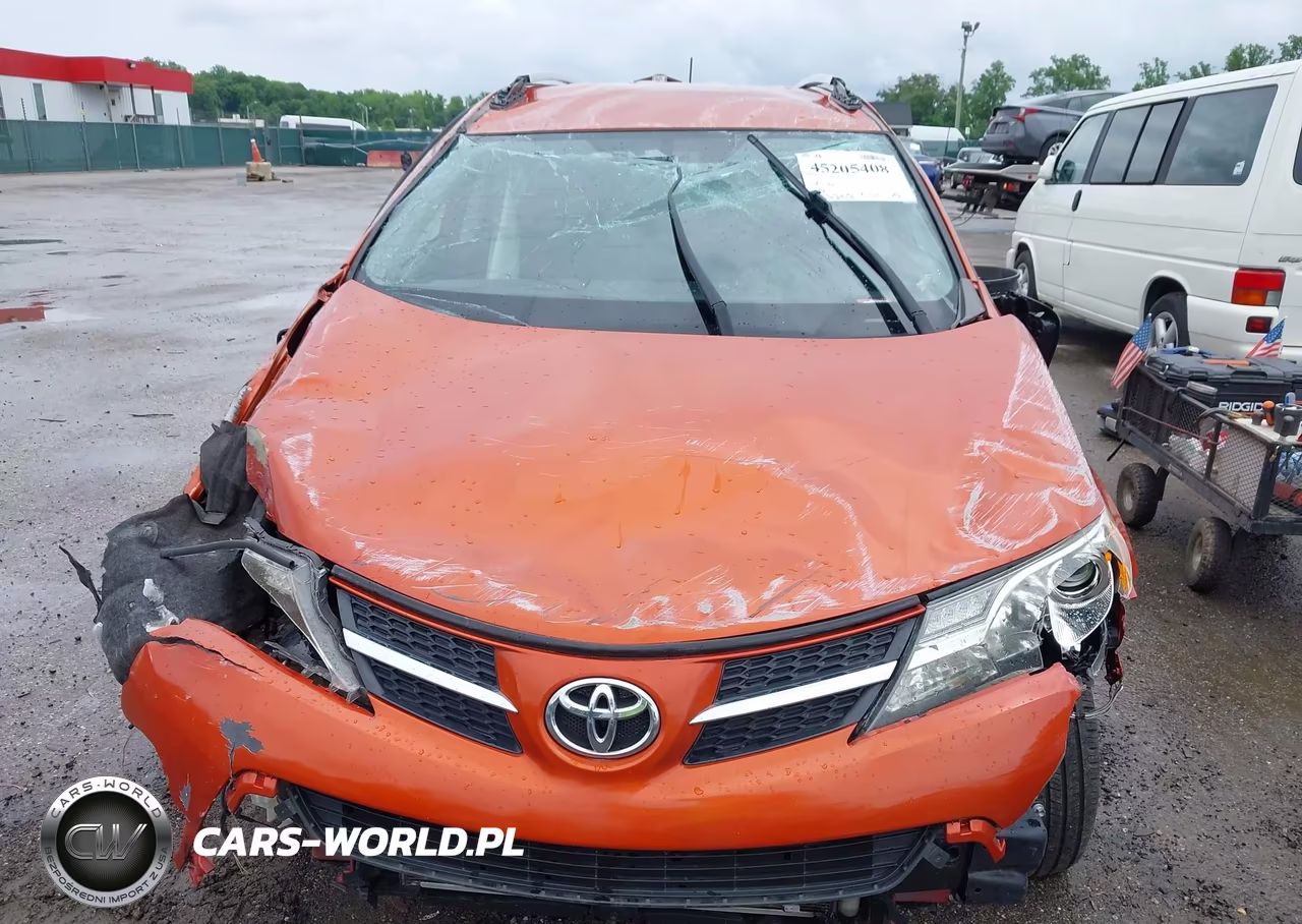 2015 Toyota Rav4 Le VIN:JTMZFREV3FJ042325 - 12
