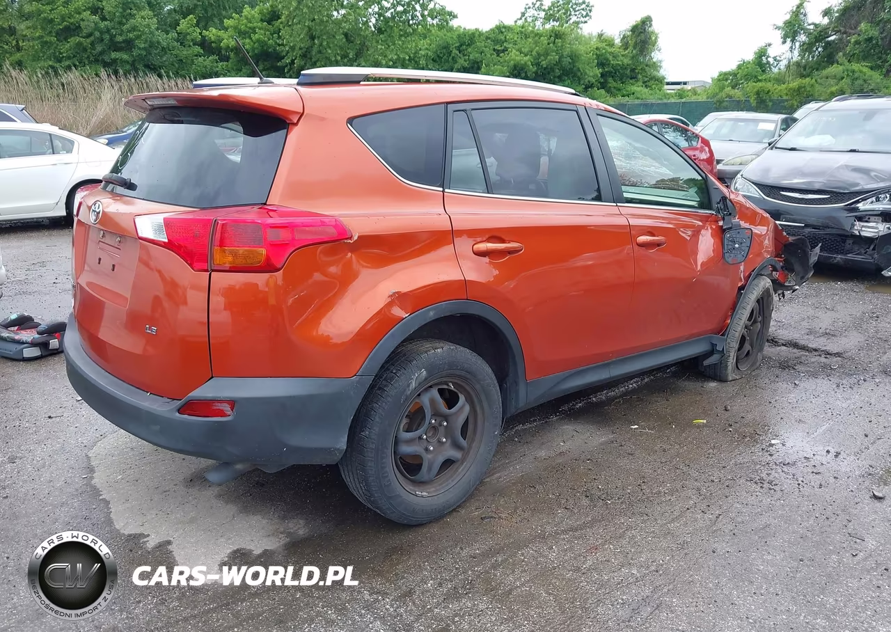 2015 Toyota Rav4 Le VIN:JTMZFREV3FJ042325 - 4