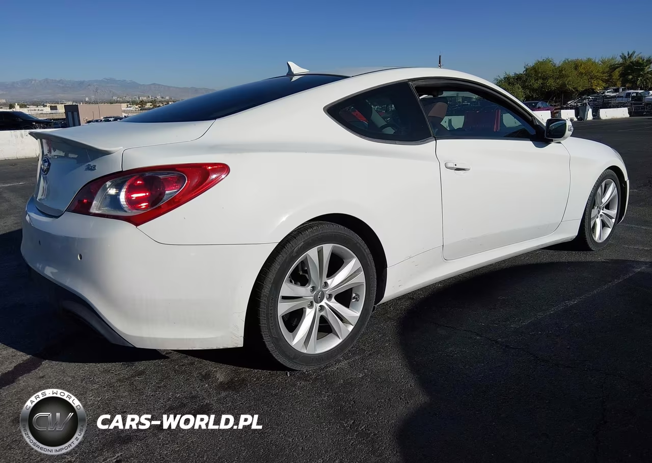 2011 Hyundai Genesis 3.8 Grand Touring VIN:KMHHU6KH3BU052632 - 4