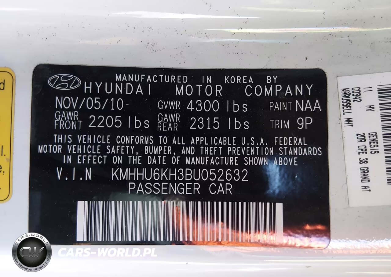 2011 Hyundai Genesis 3.8 Grand Touring VIN:KMHHU6KH3BU052632 - 9