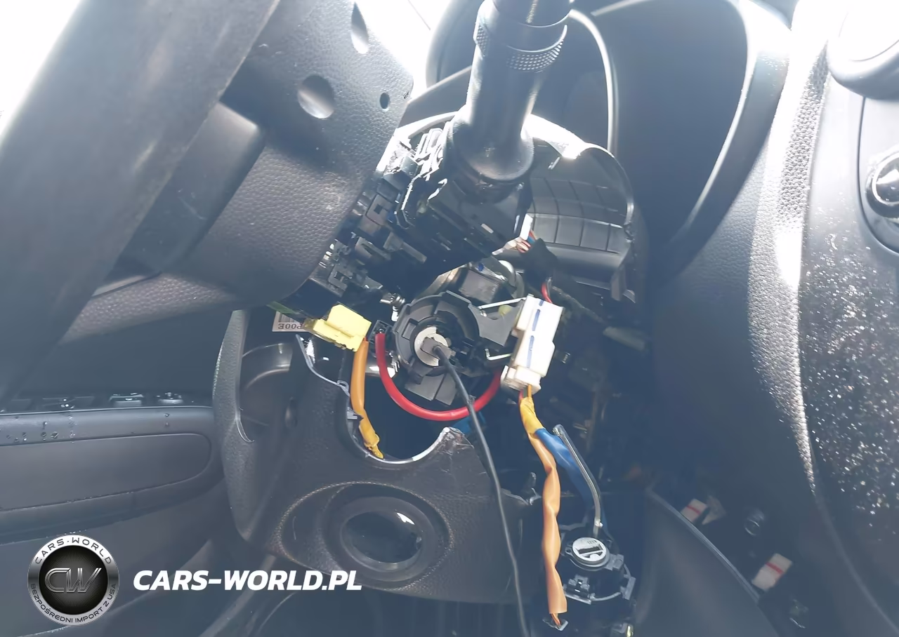 2015 Kia Soul + VIN:KNDJP3A5XF7757757 - 11