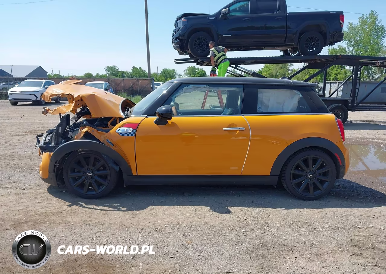 2018 Mini Hardtop Cooper S VIN:WMWXP7C58J2C62428 - 14