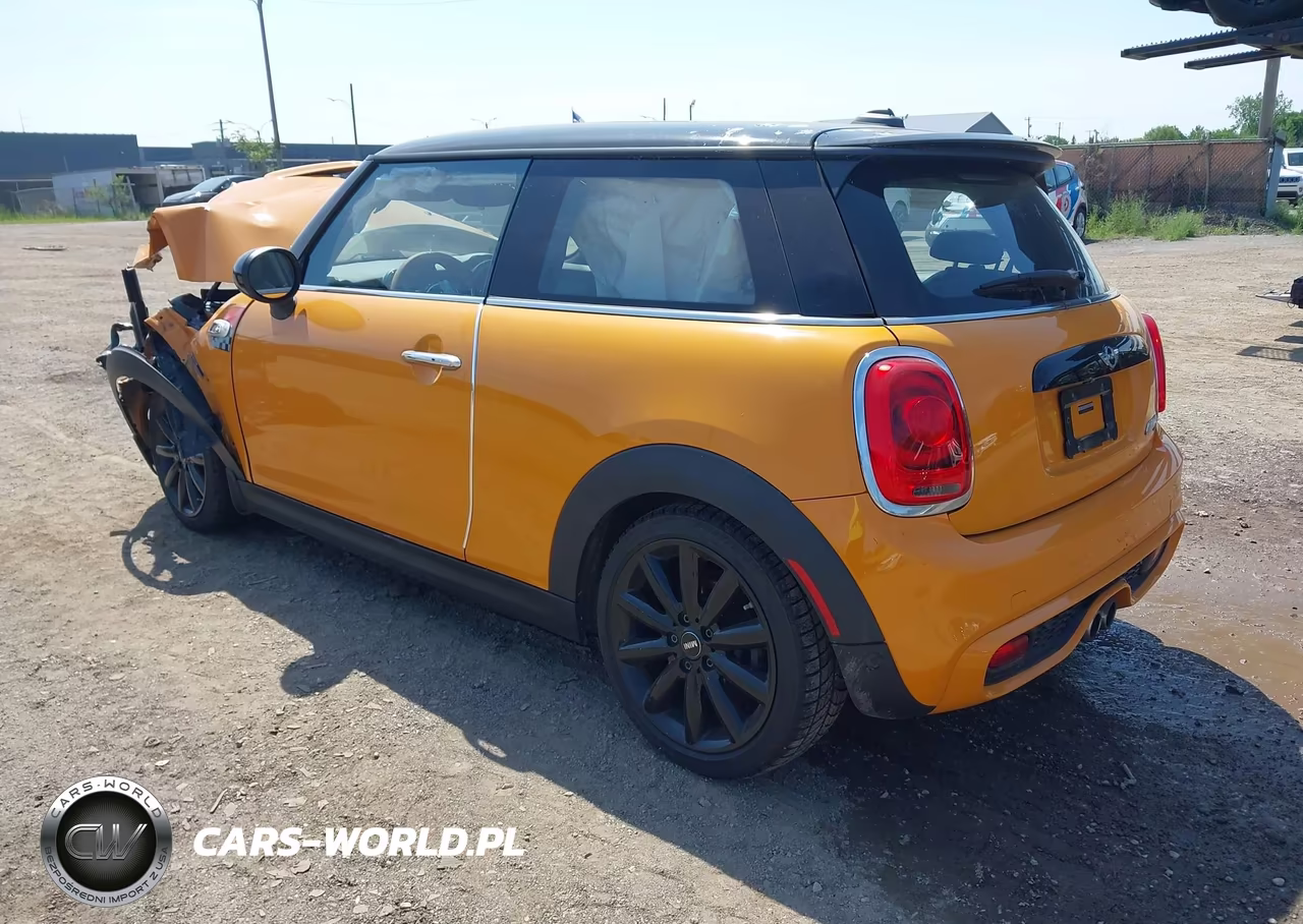 2018 Mini Hardtop Cooper S VIN:WMWXP7C58J2C62428 - 3