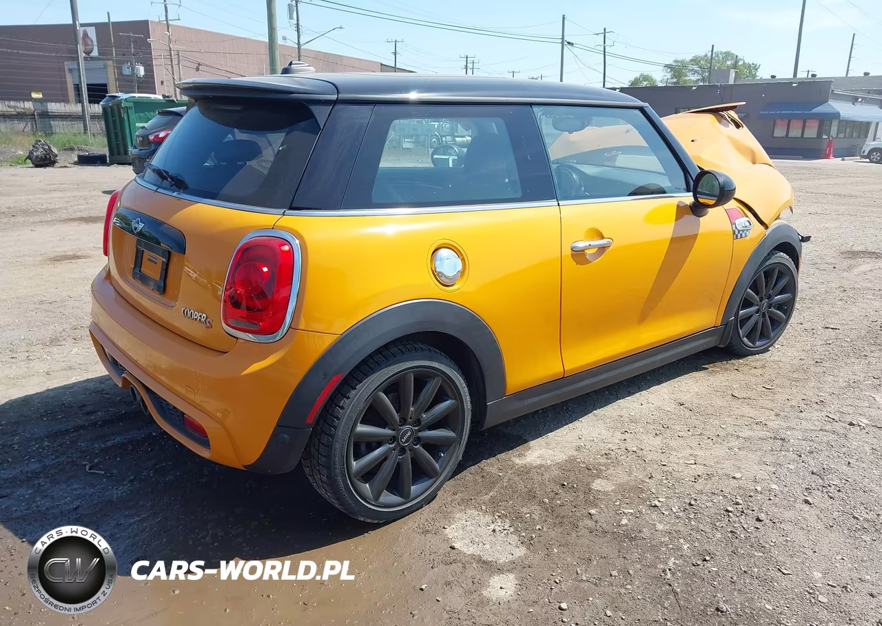 2018 Mini Hardtop Cooper S VIN:WMWXP7C58J2C62428 - 4