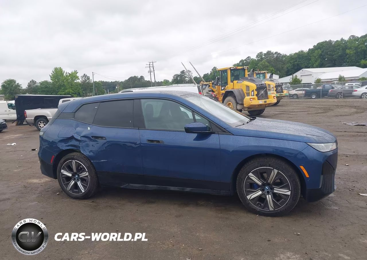 2024 BMW Ix xDrive50 VIN:WB523CF09RCN58381 - 13