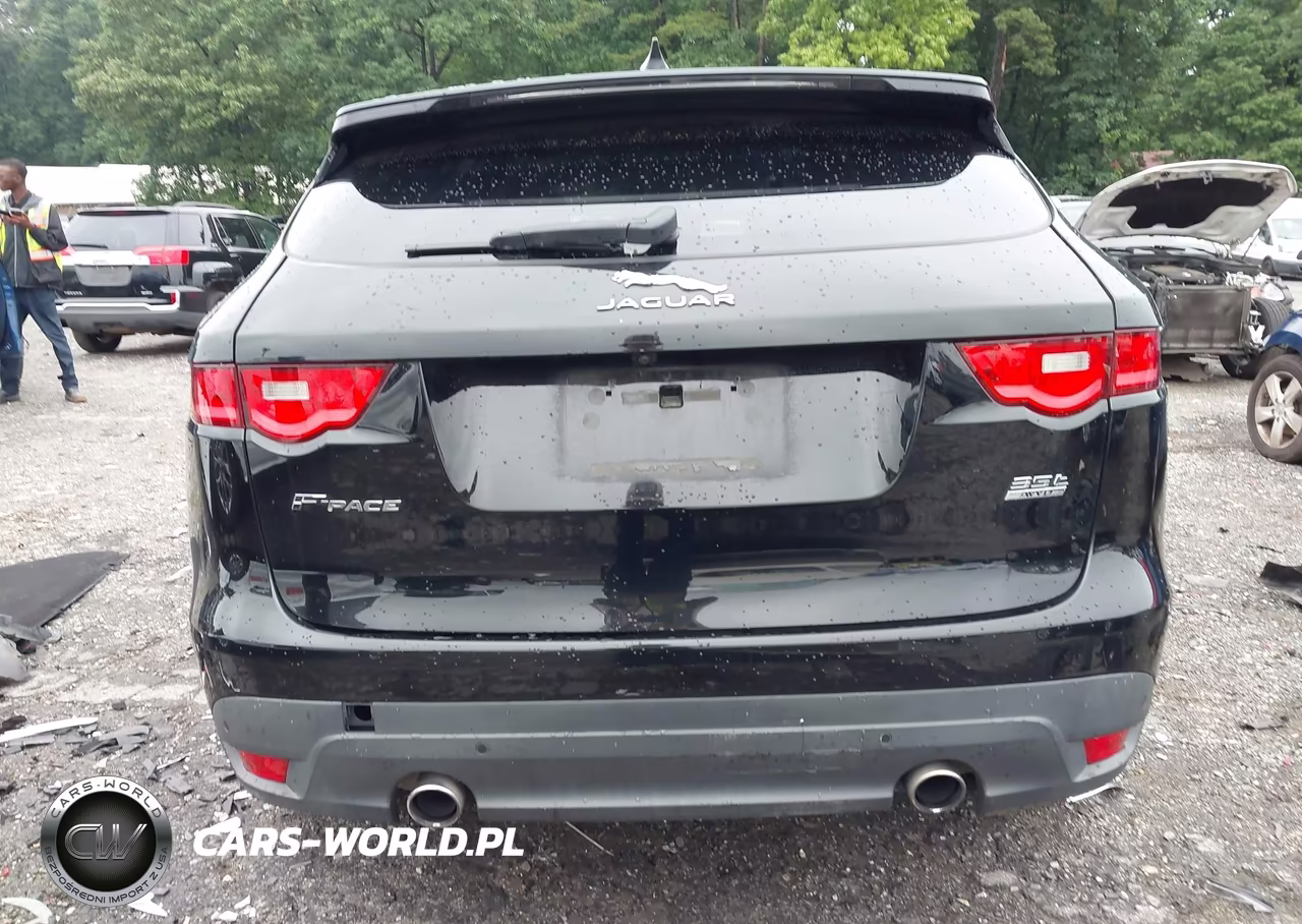 2017 Jaguar F-Pace 35T Prestige VIN:SADCK2BV1HA064988 - 17
