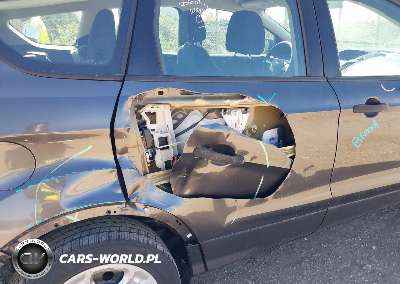 2017 Ford Escape S VIN:1FMCU0F75HUC79984 - 6