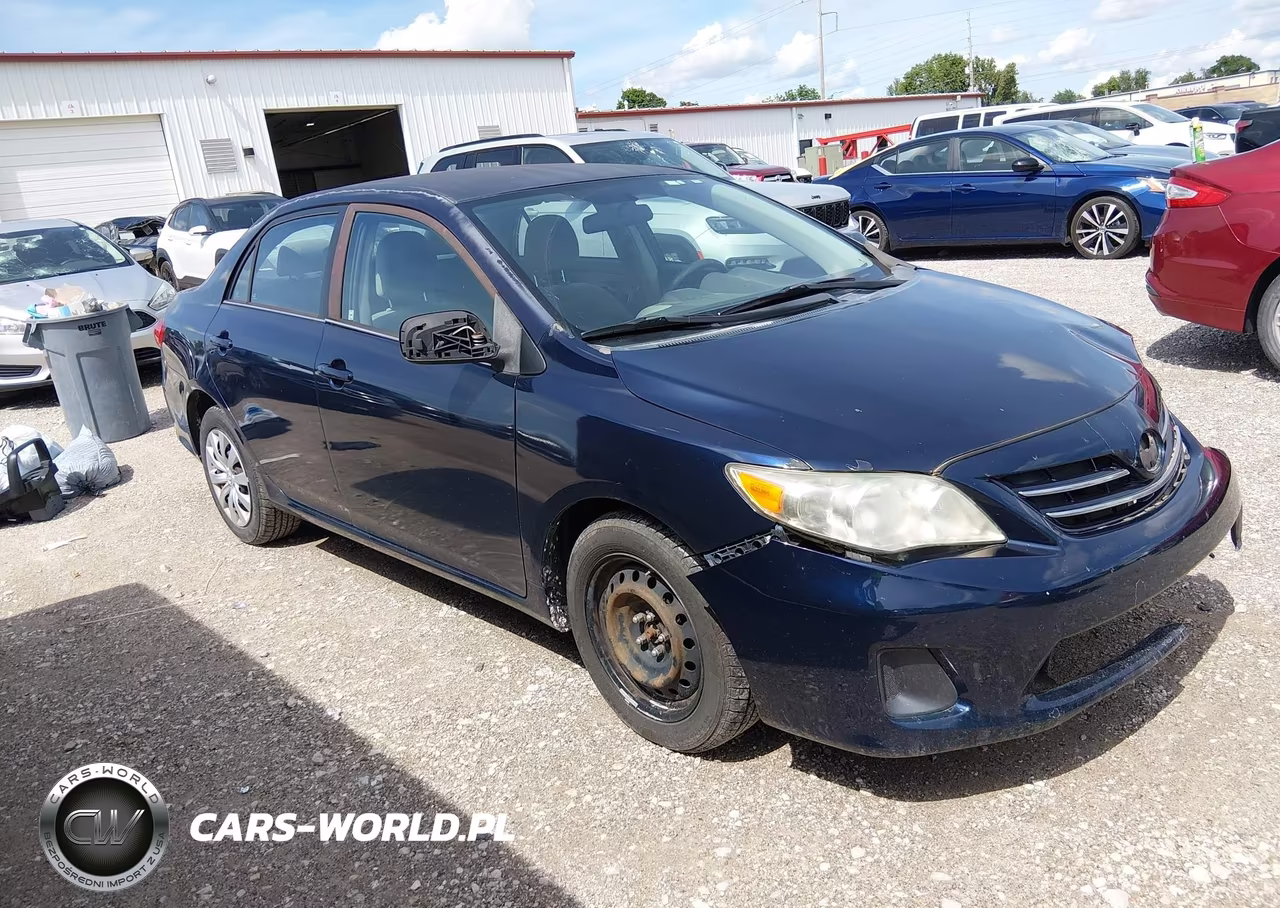 2013 Toyota Corolla Le – zdjęcie 1 z 17