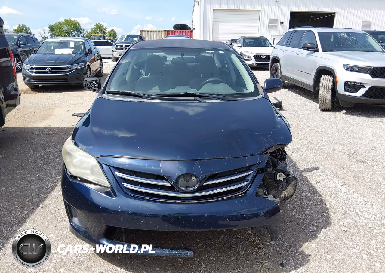 2013 Toyota Corolla Le VIN:2T1BU4EE8DC993011 - 13