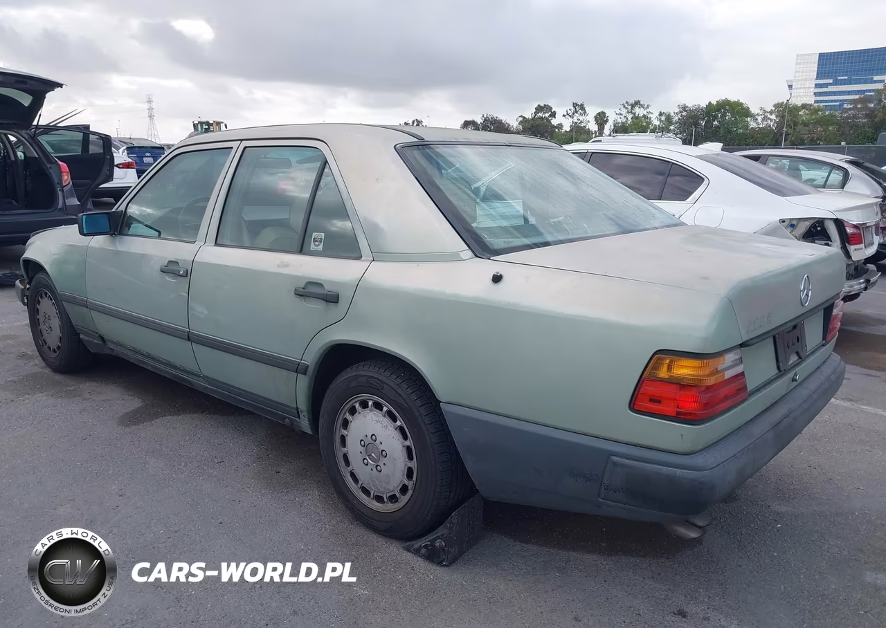 1987 Mercedes-Benz 260 E VIN:WDBEA26D8HA542766 - 3