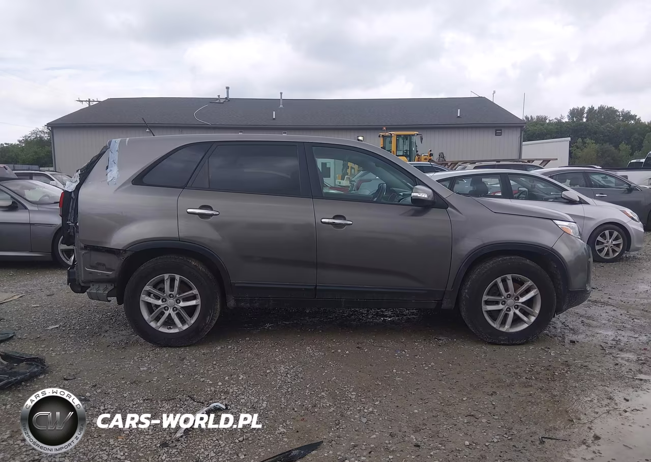 2015 Kia Sorento Lx VIN:5XYKT3A66FG618169 - 13