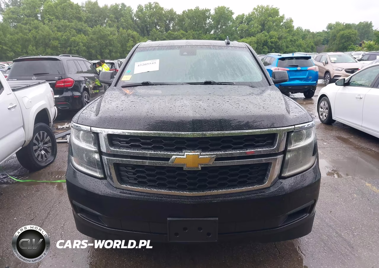 2018 Chevrolet Suburban Lt VIN:1GNSKHKC1JR368491 - 12