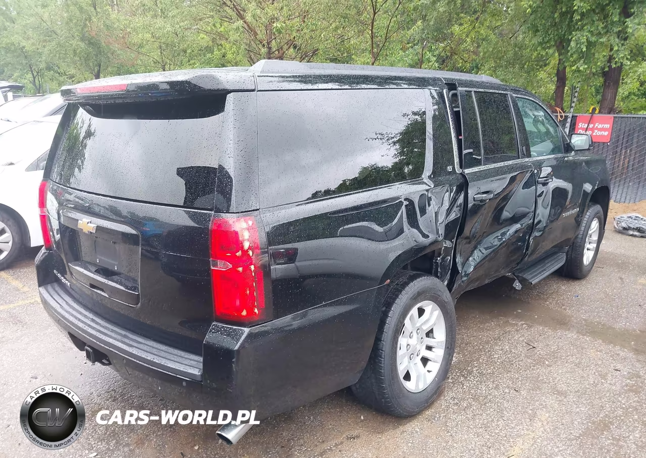 2018 Chevrolet Suburban Lt VIN:1GNSKHKC1JR368491 - 4