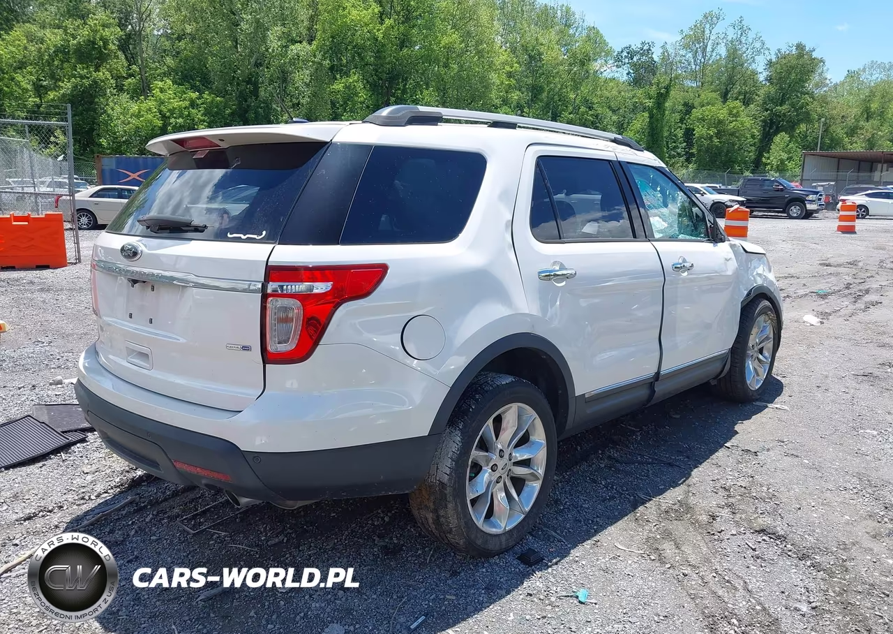 2014 Ford Explorer Limited VIN:1FM5K8F81EGB41570 - 4