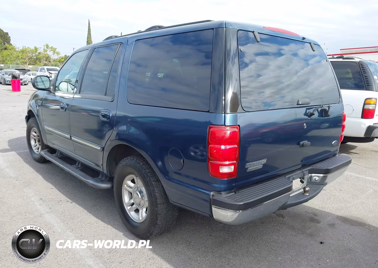 2000 Ford Expedition Xlt VIN:1FMRU1567YLA29063 - 3