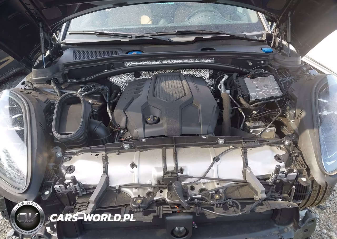 2024 Porsche Macan T VIN:WP1AA2A52RLB01087 - 10