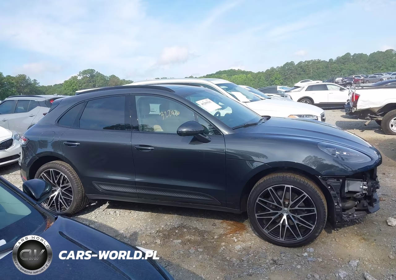 2024 Porsche Macan T VIN:WP1AA2A52RLB01087 - 13