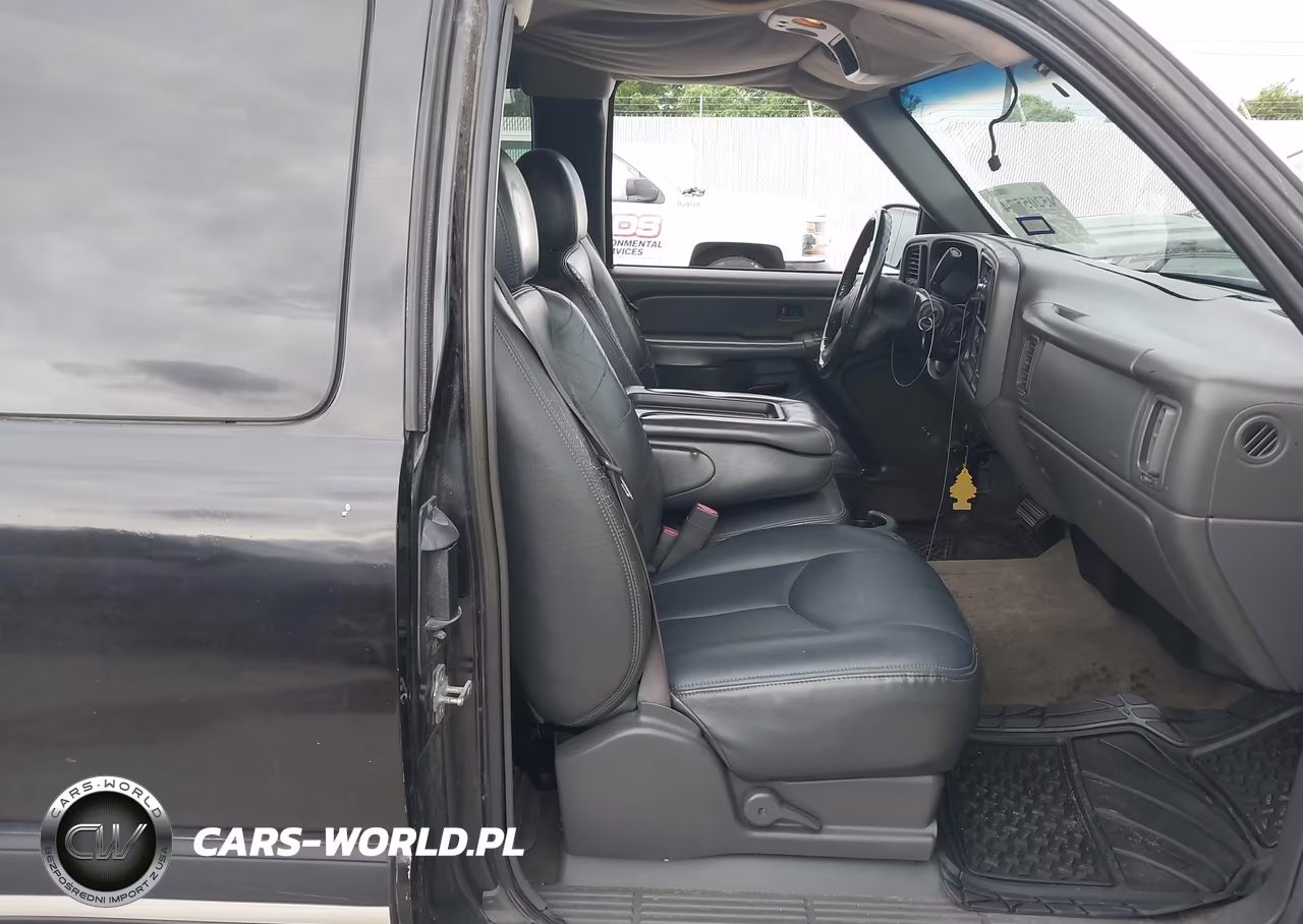 2005 Chevrolet Silverado 1500 Ls VIN:2GCEC19V551168004 - 5