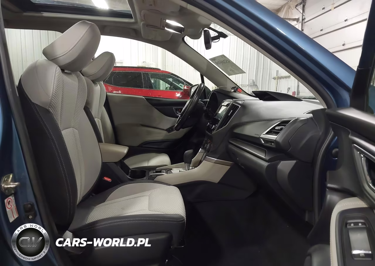 2019 Subaru Forester Premium VIN:JF2SKAEC0KH564748 - 5