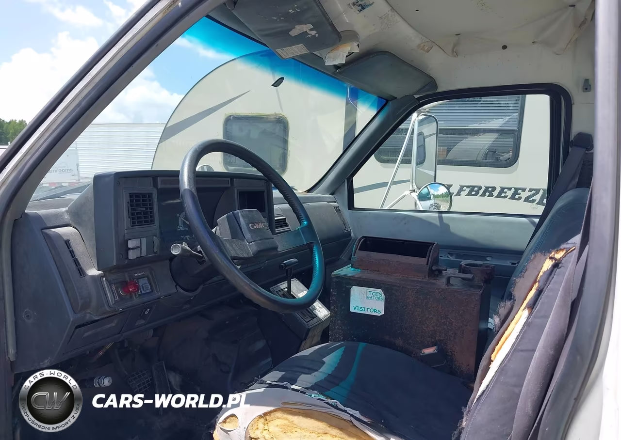 2000 GMC Tc6H042 VIN:1GDJ6H1C9YJ503375 - 7