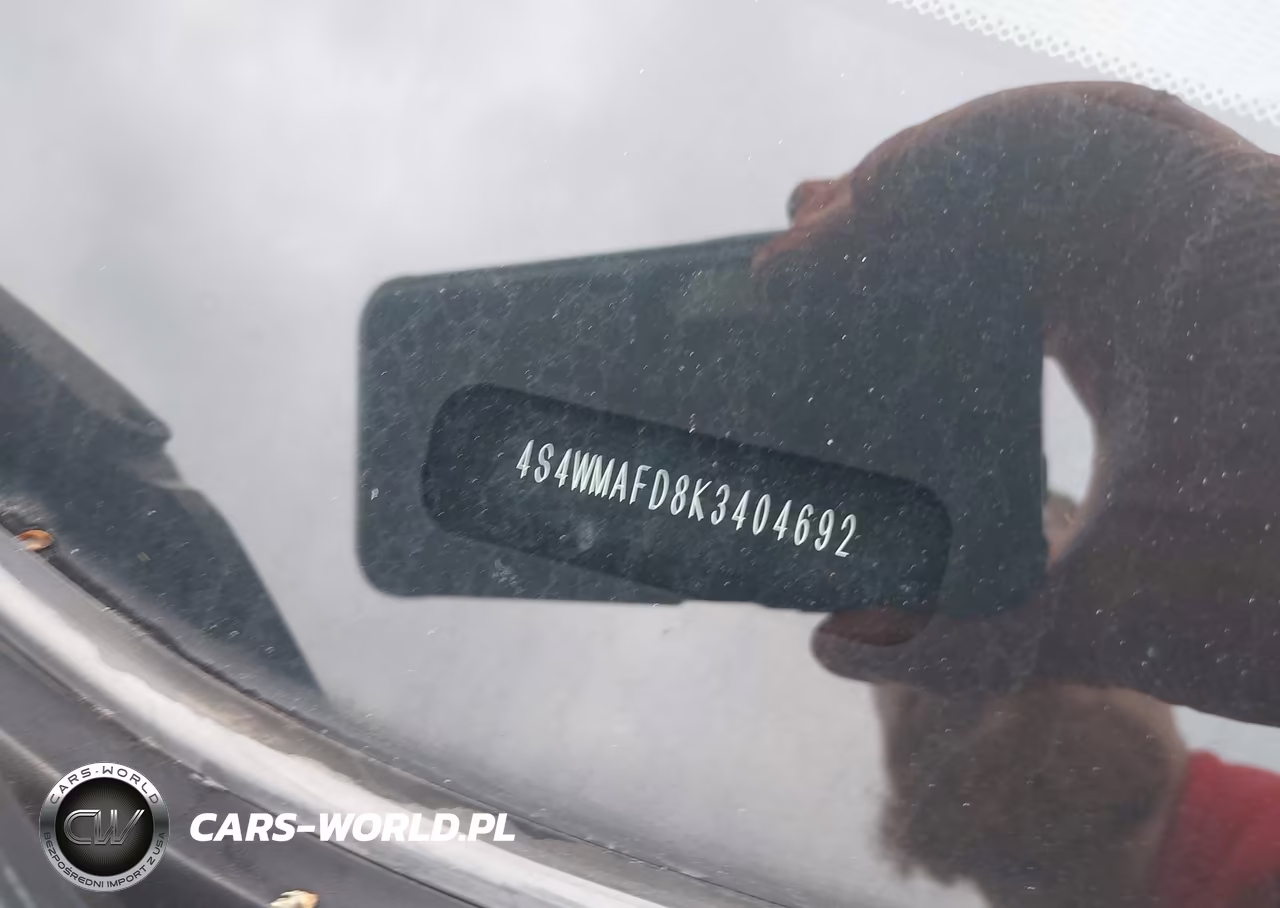 2019 Subaru Ascent Premium VIN:4S4WMAFD8K3404692 - 9