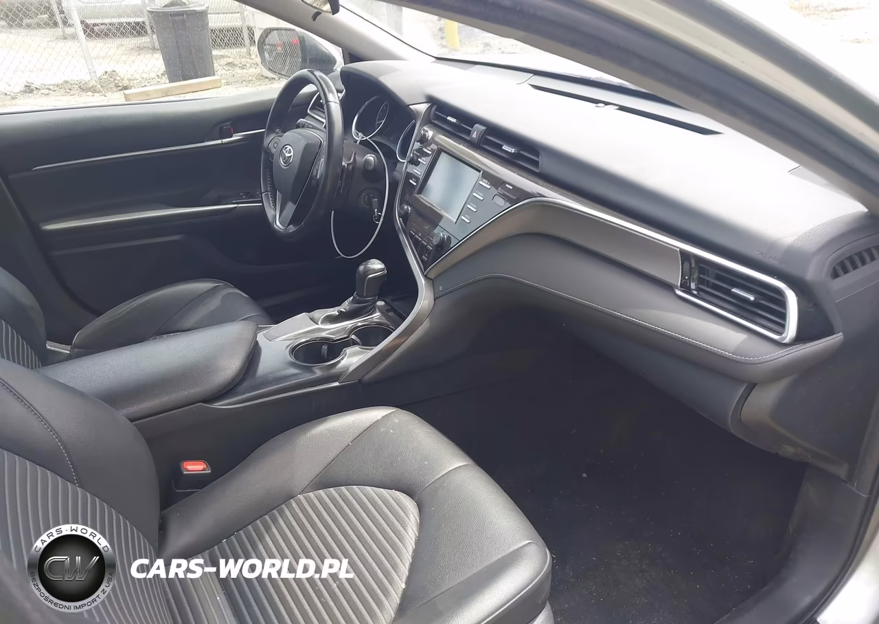 2018 Toyota Camry Se VIN:4T1B11HK7JU045170 - 5