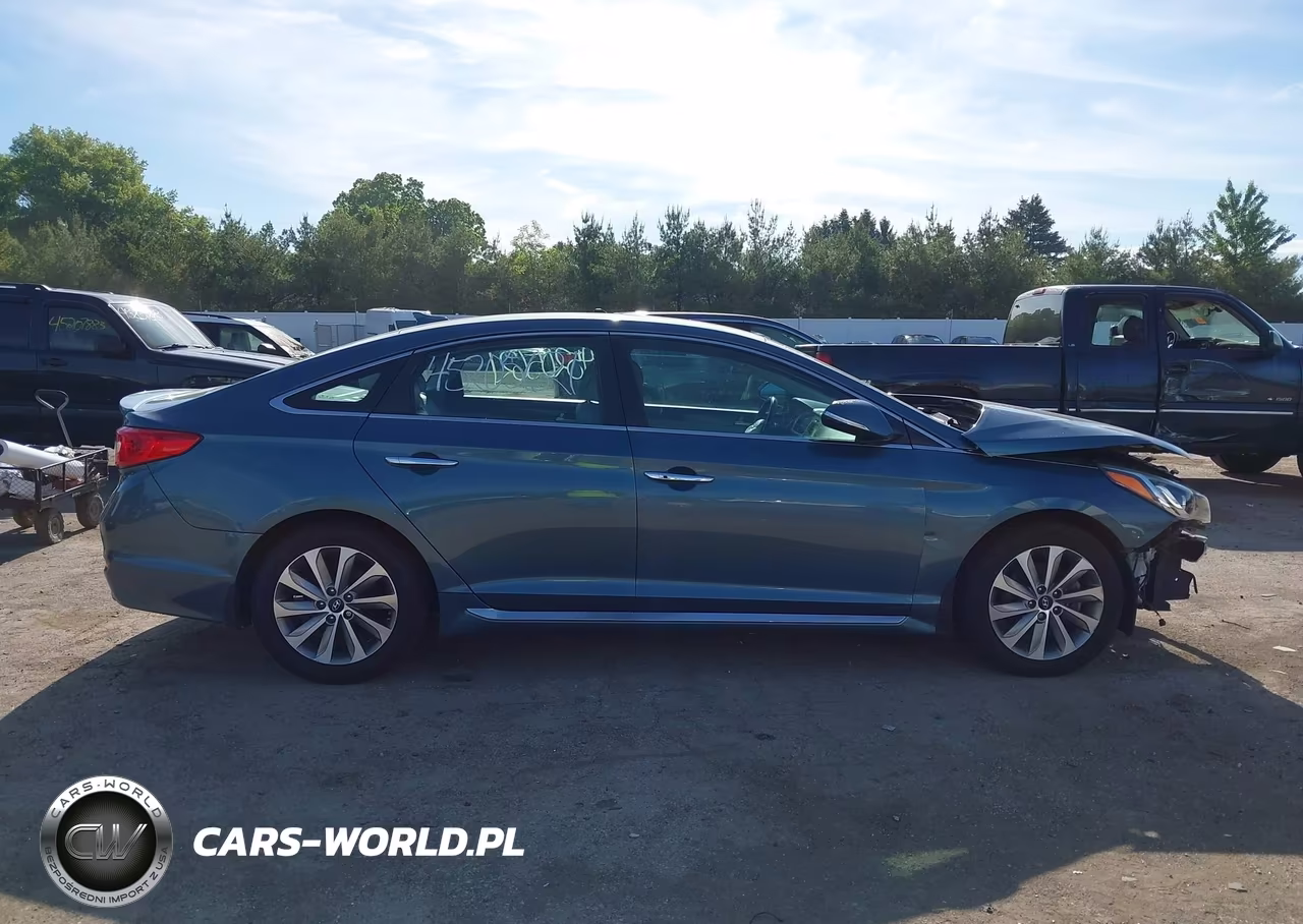2015 Hyundai Sonata Sport VIN:5NPE34AF8FH219226 - 14