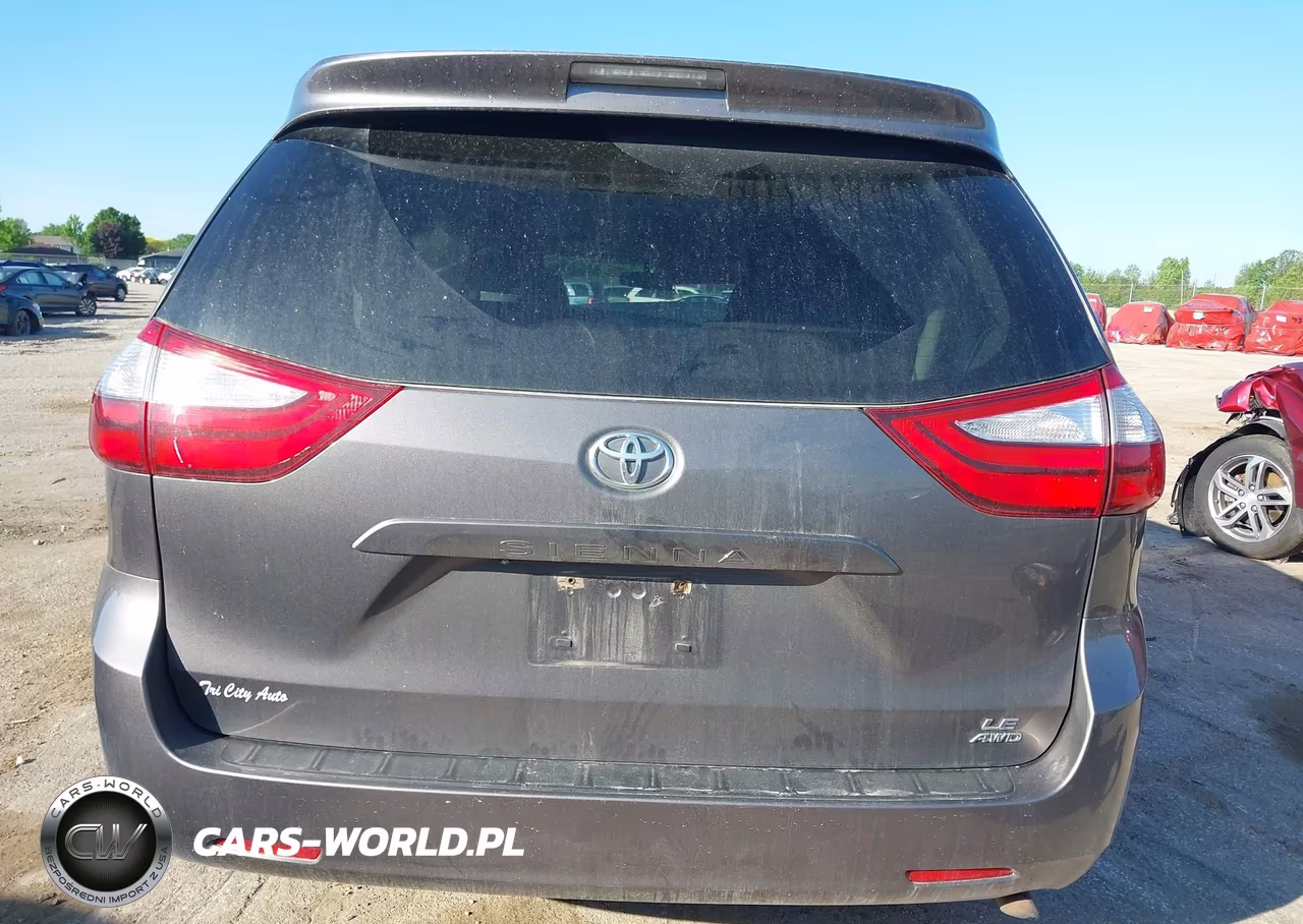 2015 Toyota Sienna Le 7 Passenger VIN:5TDJK3DC5FS106437 - 17