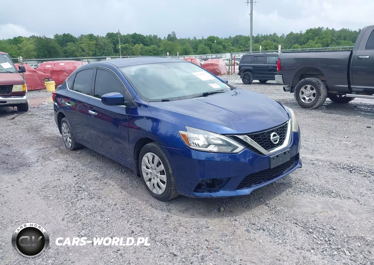 2017 Nissan Sentra S – zdjęcie 1 z 11