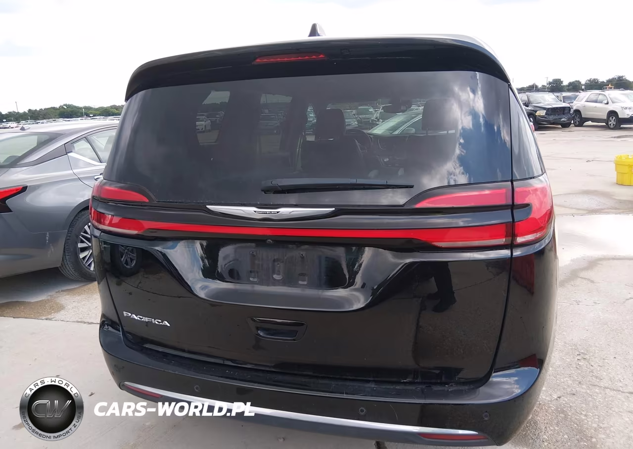 2024 Chrysler Pacifica Touring L VIN:2C4RC1BG3RR170323 - 16