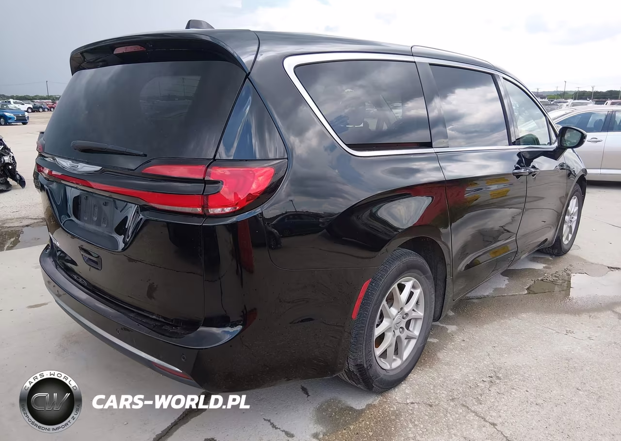 2024 Chrysler Pacifica Touring L VIN:2C4RC1BG3RR170323 - 4