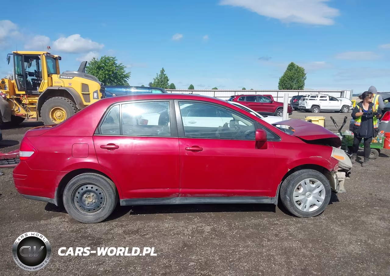 2010 Nissan Versa 1.8S VIN:3N1BC1AP3AL434020 - 14