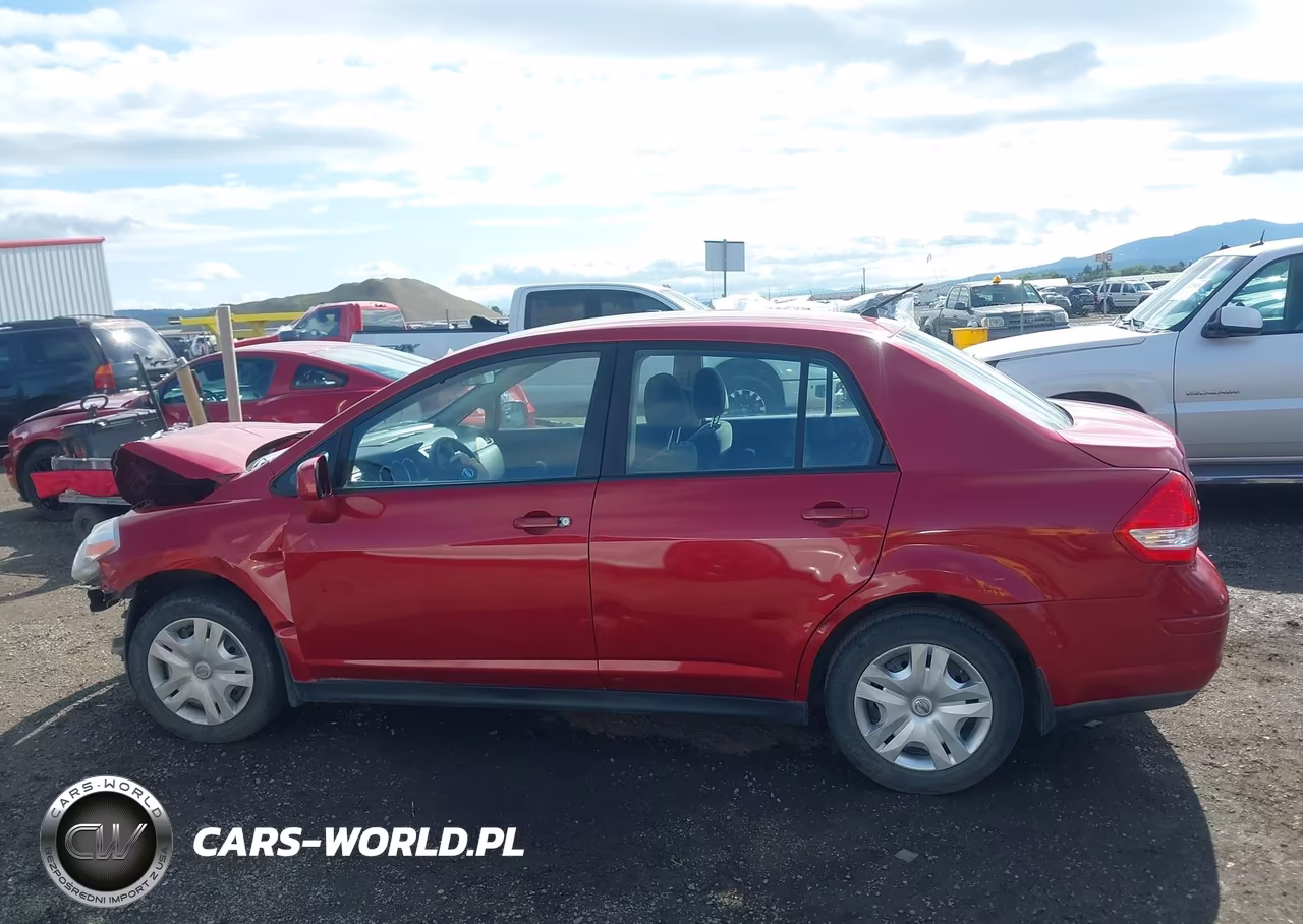 2010 Nissan Versa 1.8S VIN:3N1BC1AP3AL434020 - 15