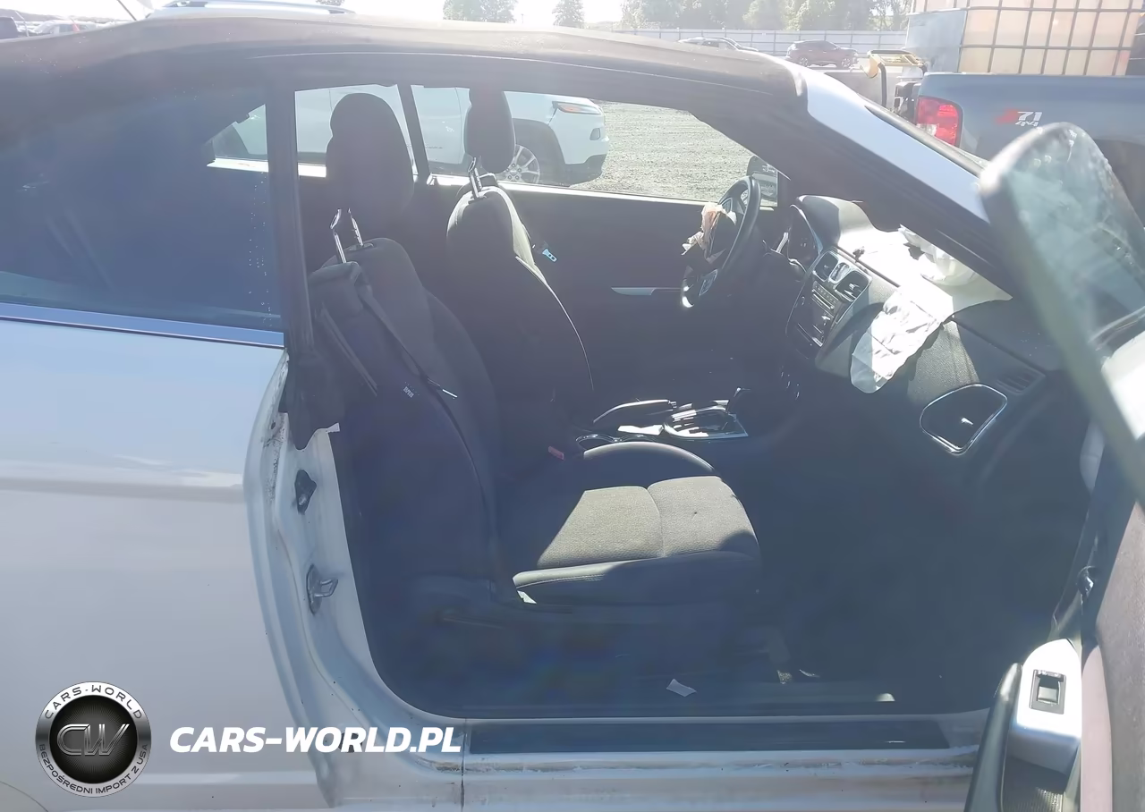 2013 Chrysler 200 Touring VIN:1C3BCBEB4DN511777 - 5
