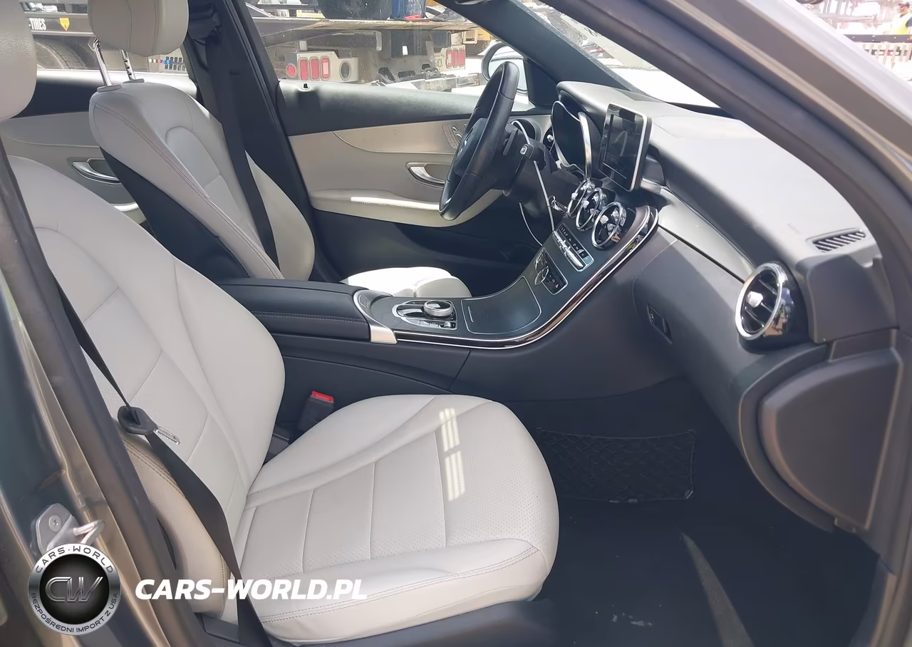 2018 Mercedes-Benz C 300 VIN:55SWF4JB5JU278930 - 5