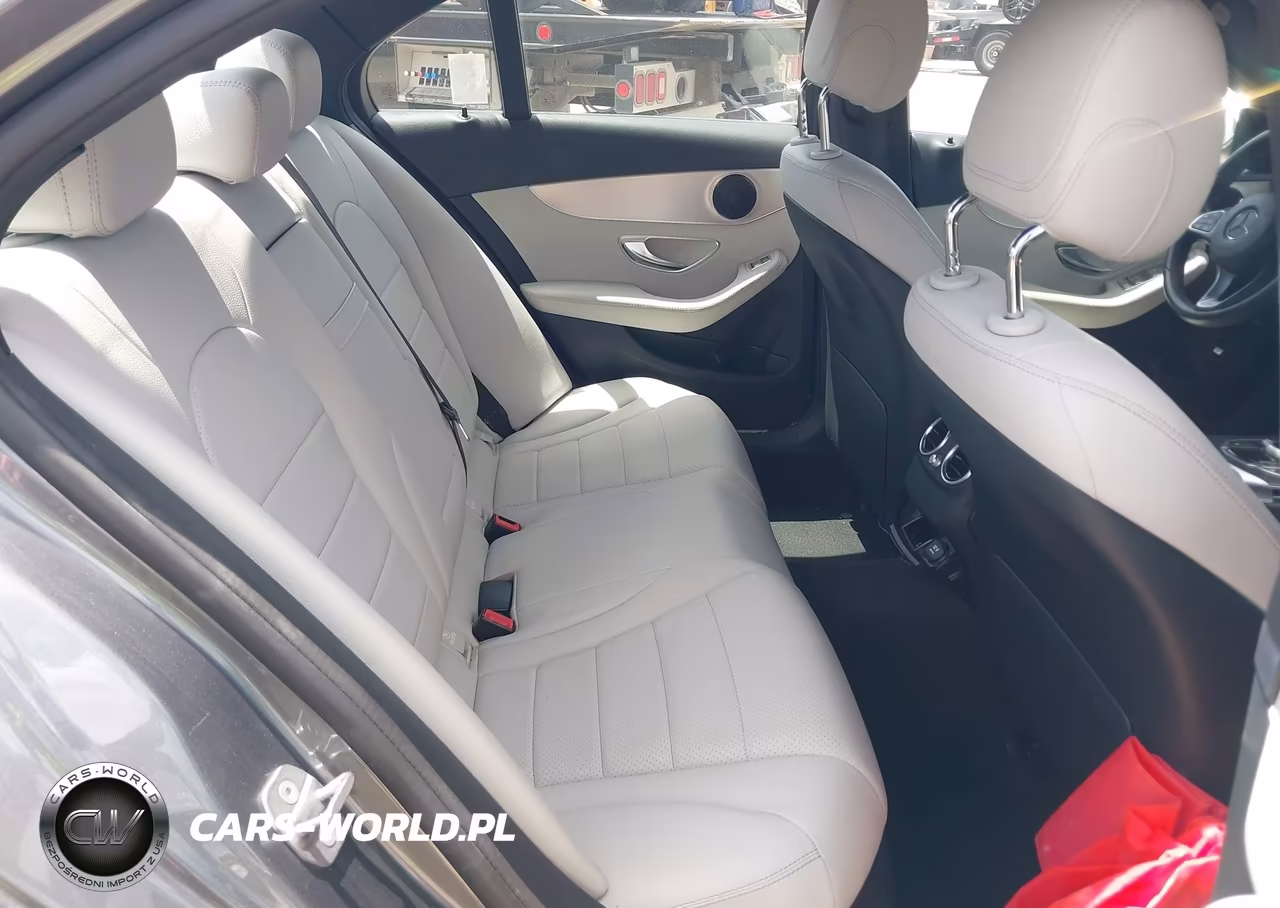 2018 Mercedes-Benz C 300 VIN:55SWF4JB5JU278930 - 8