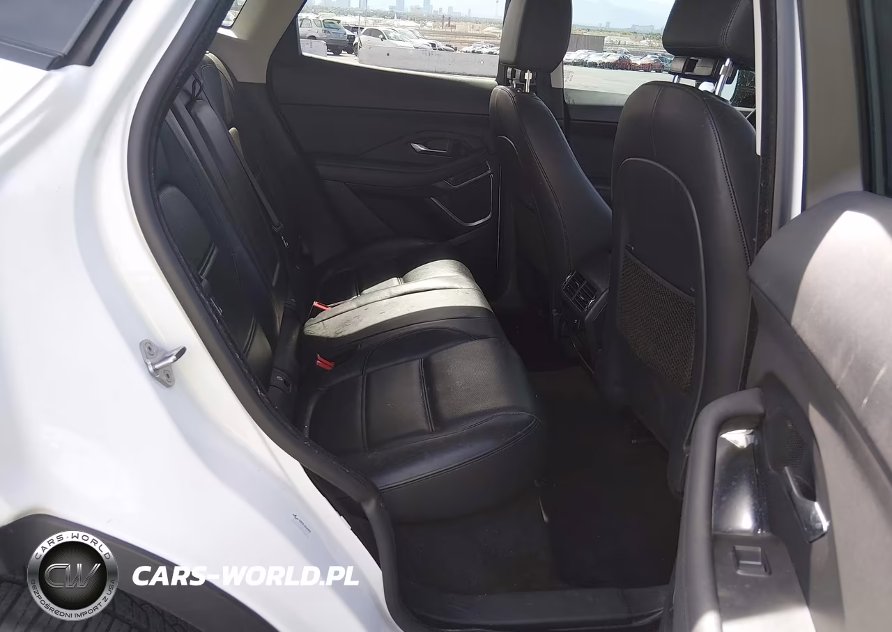 2019 Jaguar E-Pace S VIN:SADFJ2FX5K1Z47740 - 8