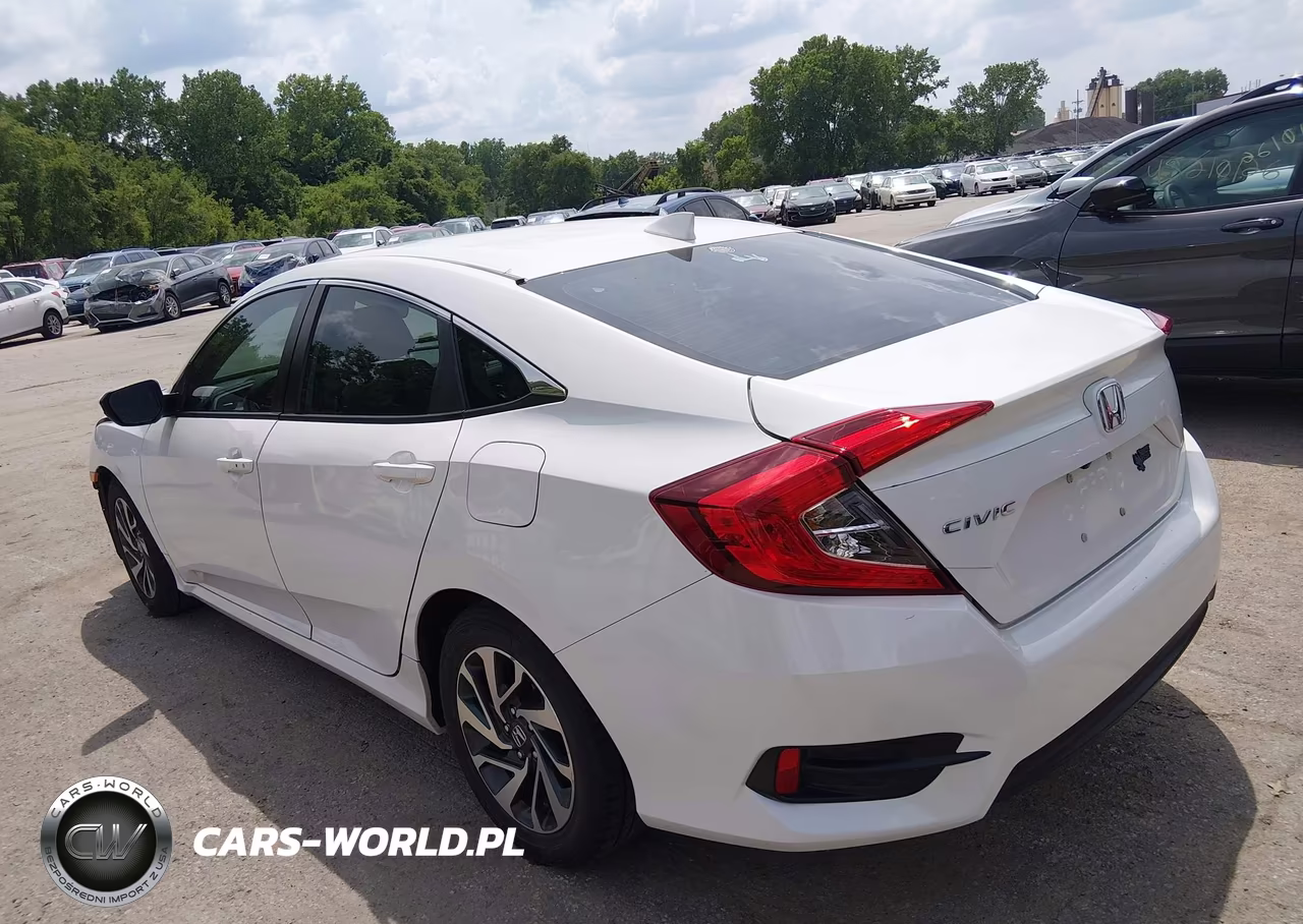 2018 Honda Civic Ex VIN:2HGFC2F7XJH570569 - 3