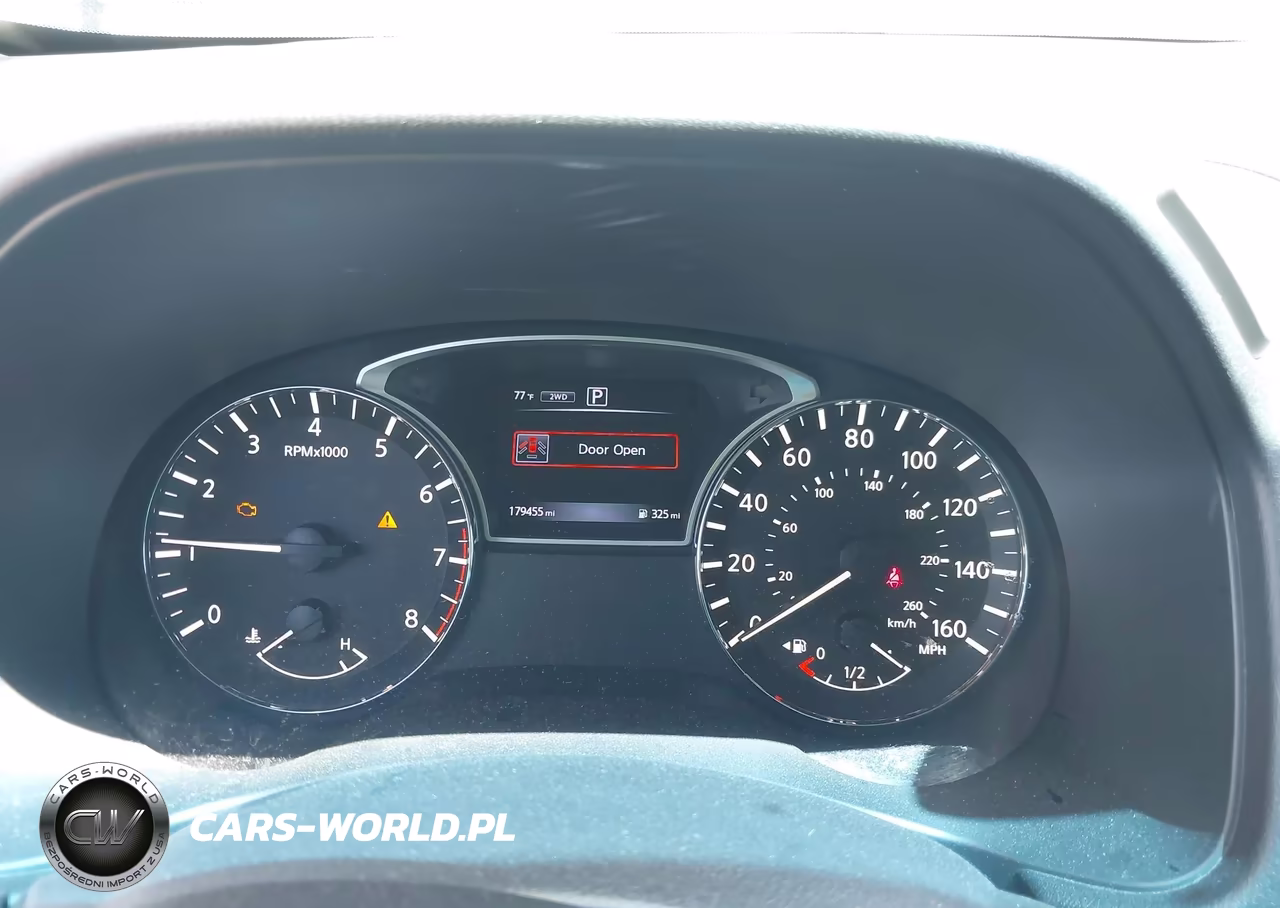 2016 Nissan Pathfinder Platinum VIN:5N1AR2MM5GC605347 - 7