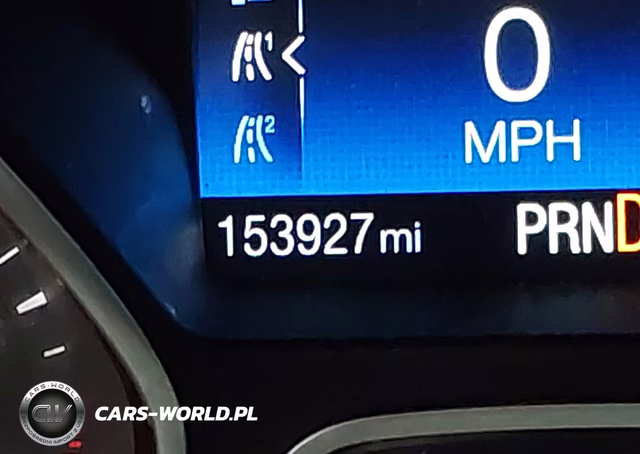 2018 Ford Focus Se VIN:1FADP3K23JL231204 - 16