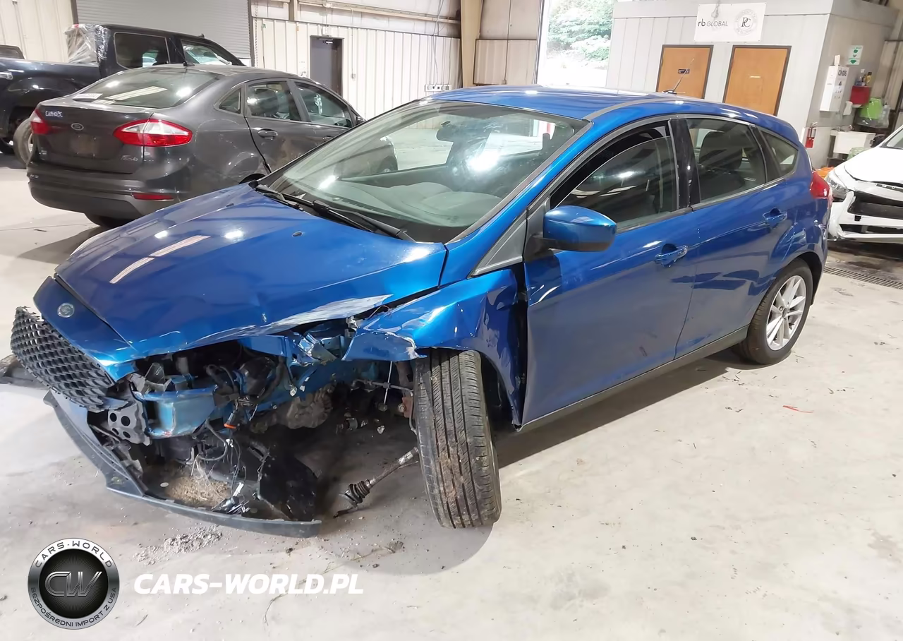 2018 Ford Focus Se VIN:1FADP3K23JL231204 - 2