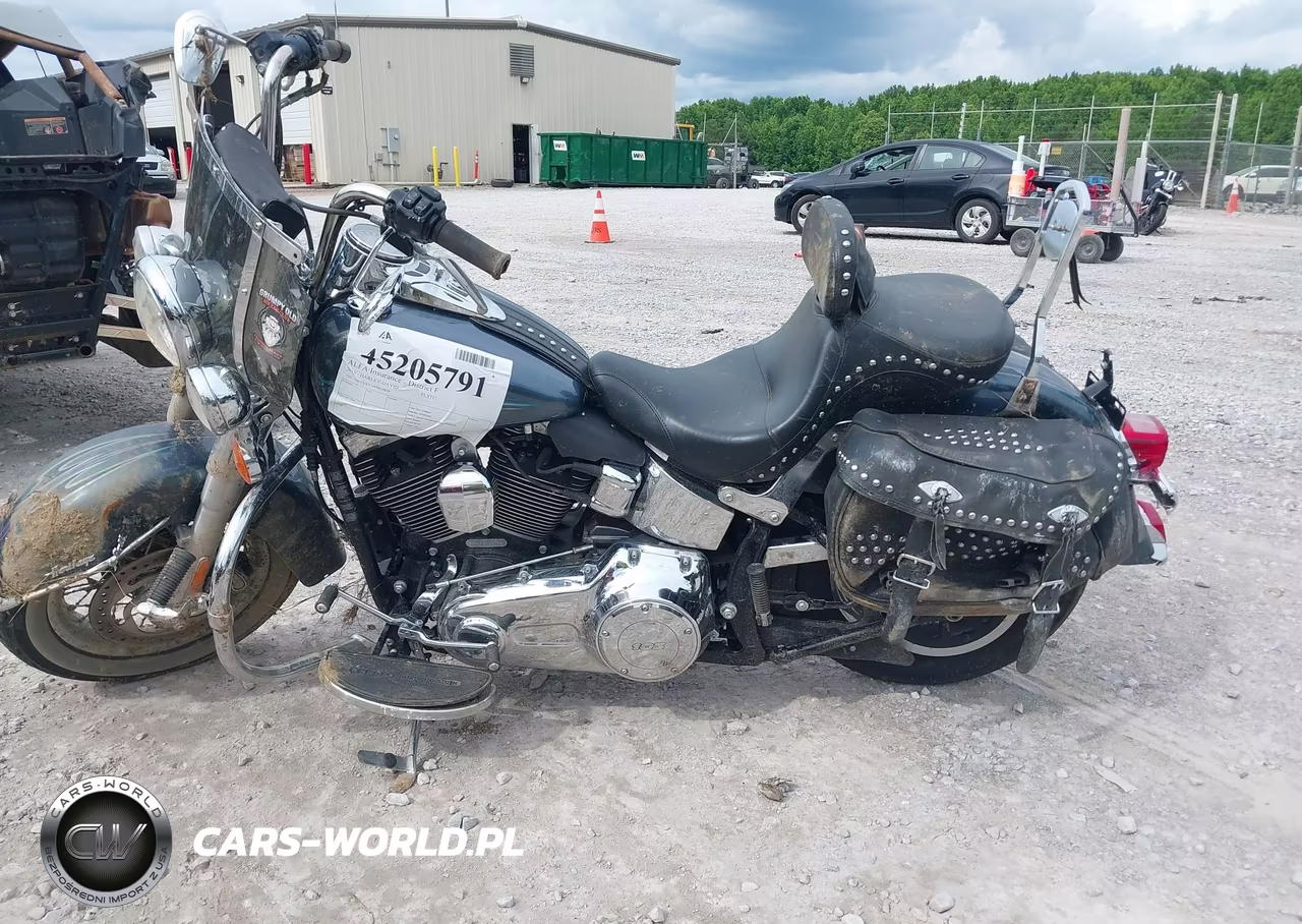 2015 Harley-Davidson Flstc Heritage Softail Classic VIN:1HD1BWV10FB019839 - 12
