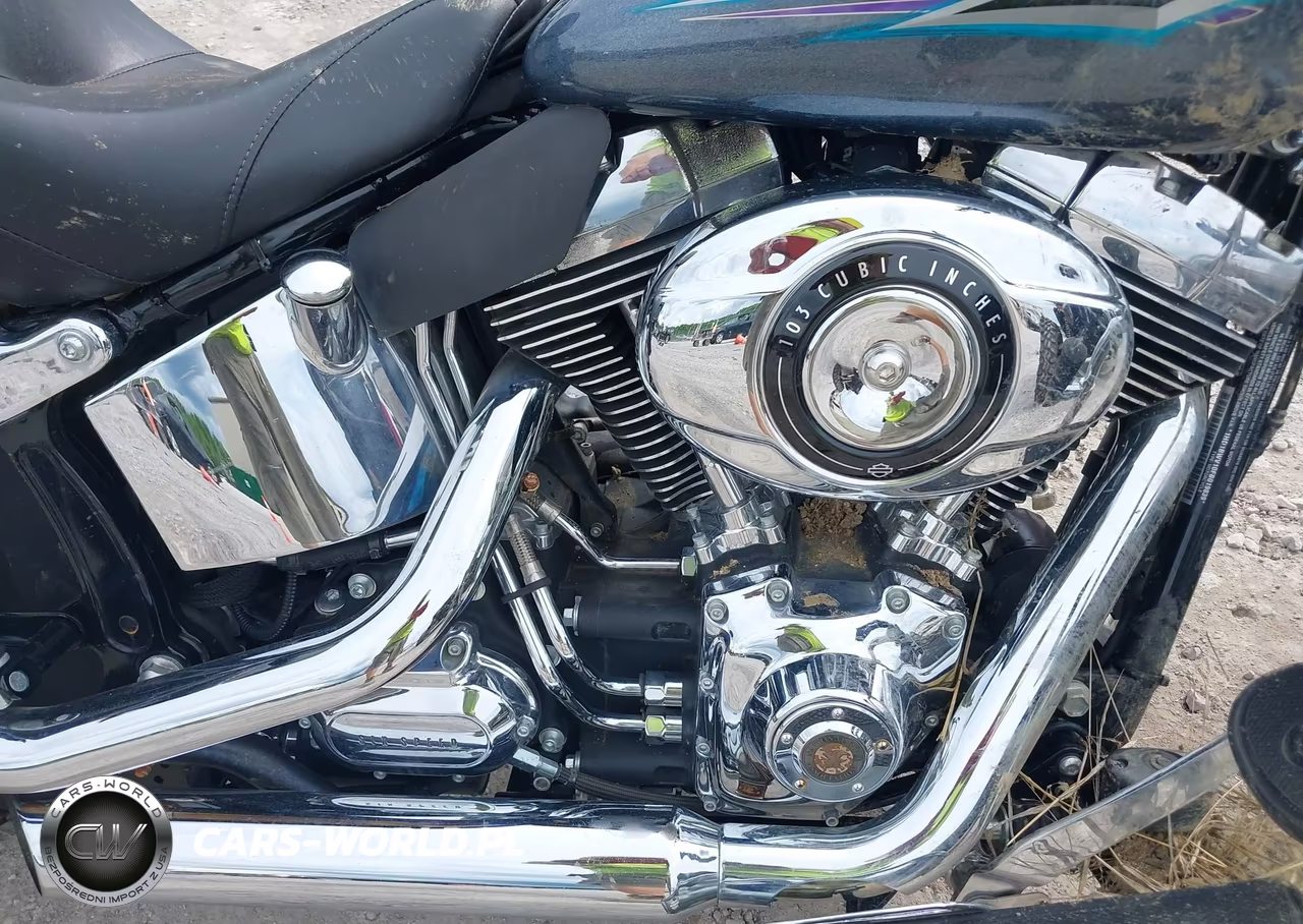 2015 Harley-Davidson Flstc Heritage Softail Classic VIN:1HD1BWV10FB019839 - 8