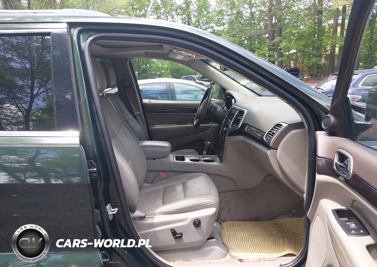2011 Jeep Grand Cherokee Laredo VIN:1J4RR4GG2BC739115 - 5