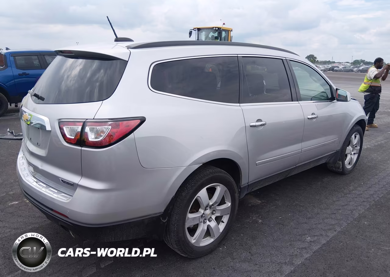 2017 Chevrolet Traverse Premier VIN:1GNKVJKD0HJ176172 - 4