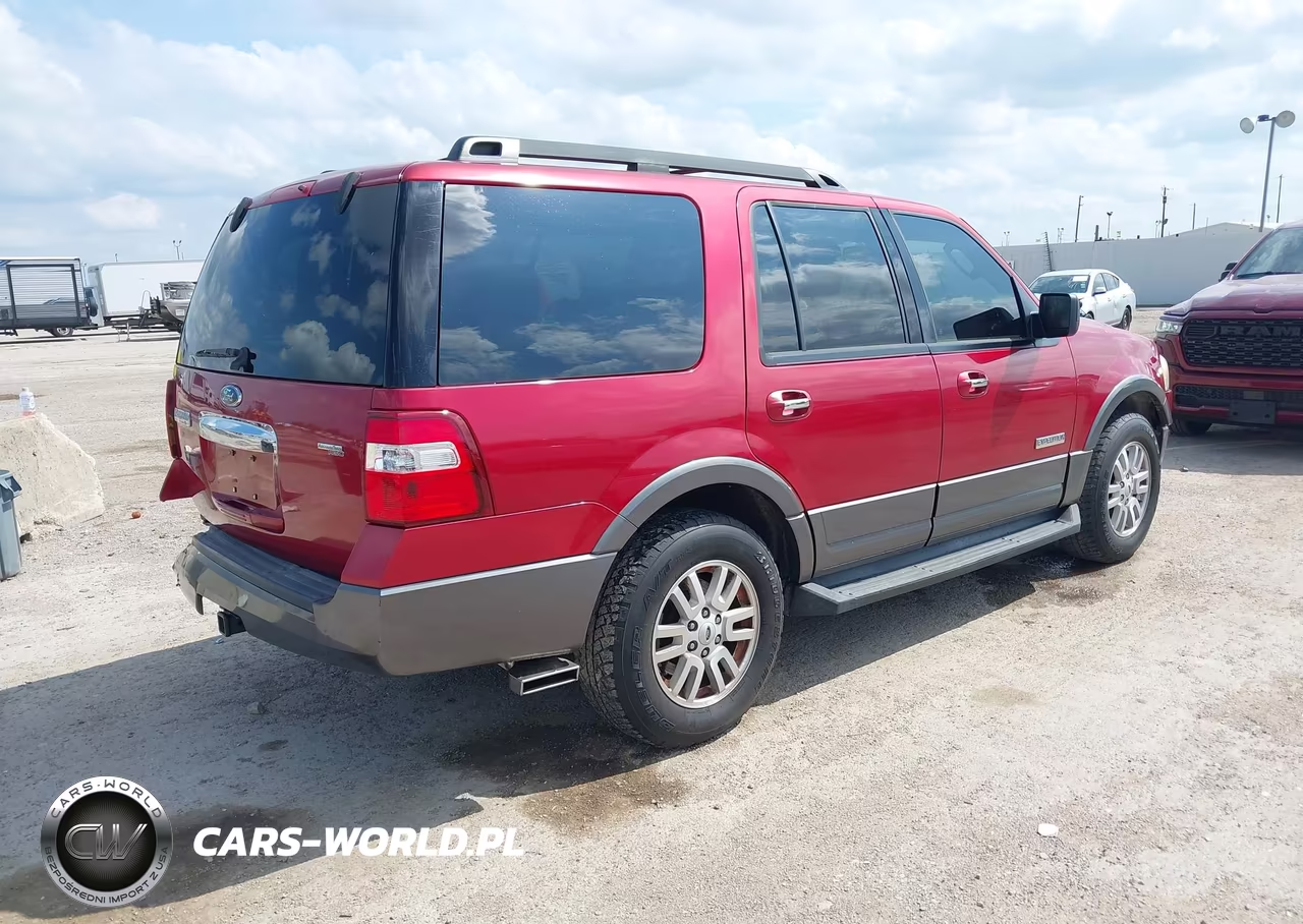 2007 Ford Expedition Xlt VIN:1FMFU155X7LA79786 - 4