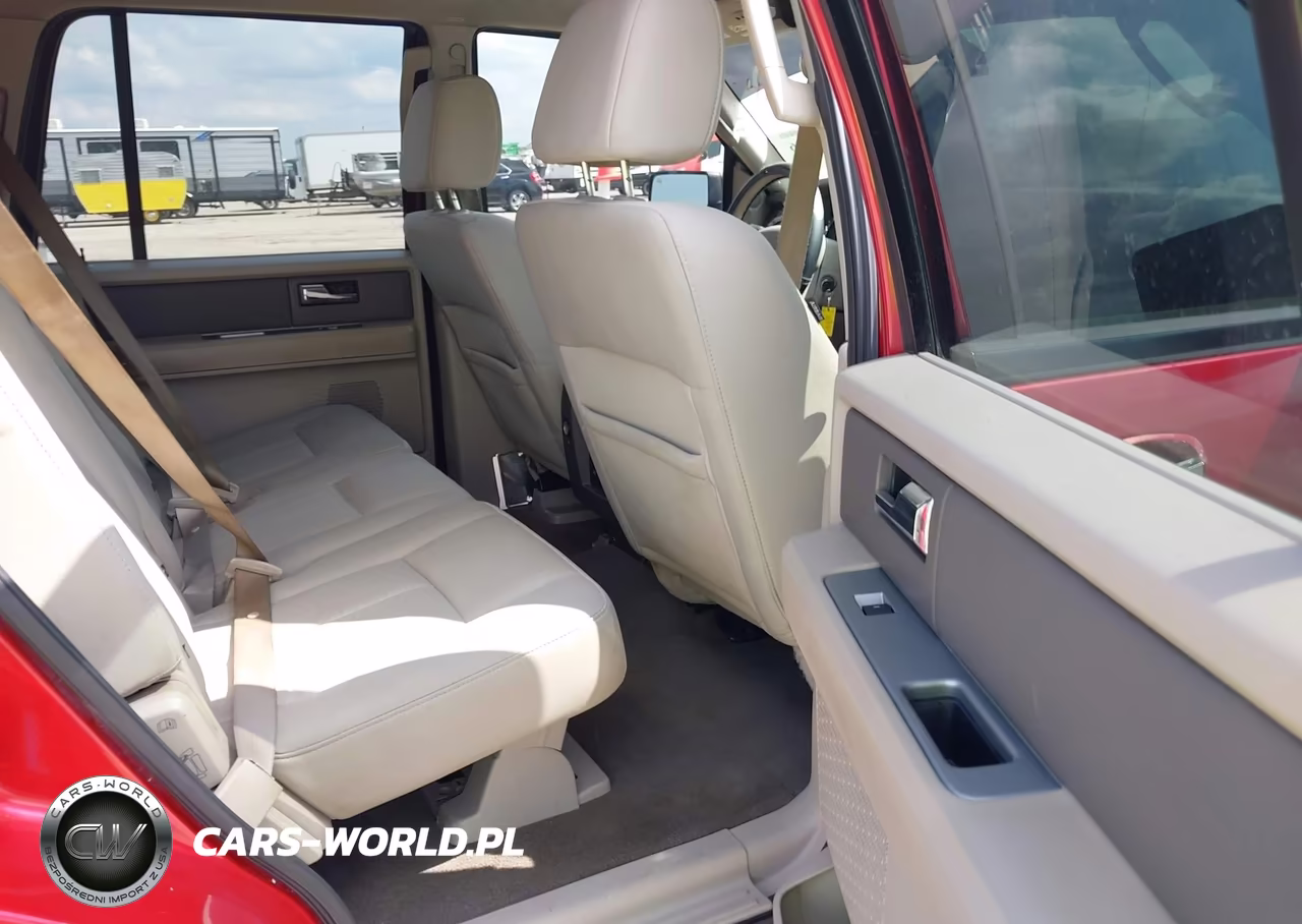 2007 Ford Expedition Xlt VIN:1FMFU155X7LA79786 - 8