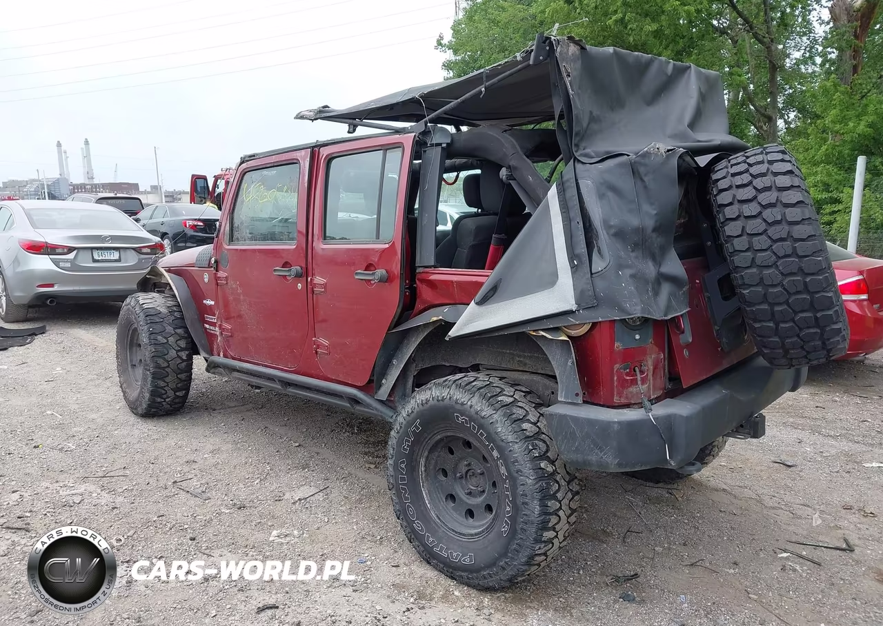2012 Jeep Wrangler Unlimited Sport VIN:1C4BJWDG4CL227856 - 3