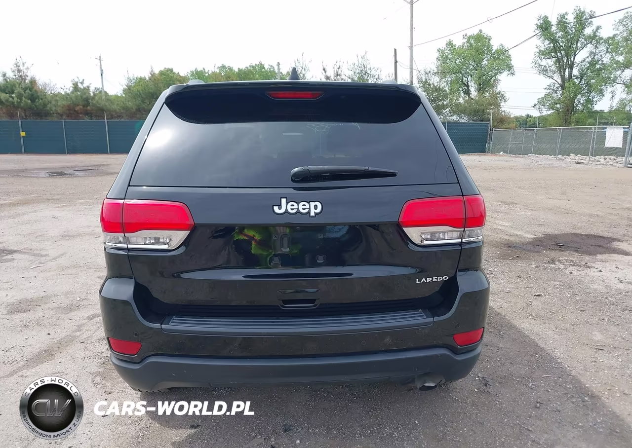 2018 Jeep Grand Cherokee Laredo E 4X2 VIN:1C4RJEAG5JC455214 - 17